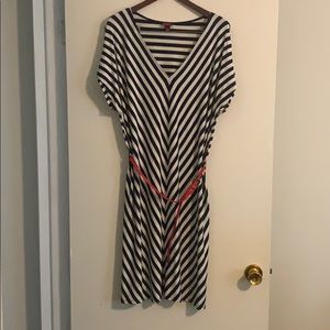 Midi style striped dress with belt